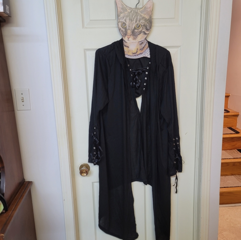 XL to 2XL black hooded cardigan